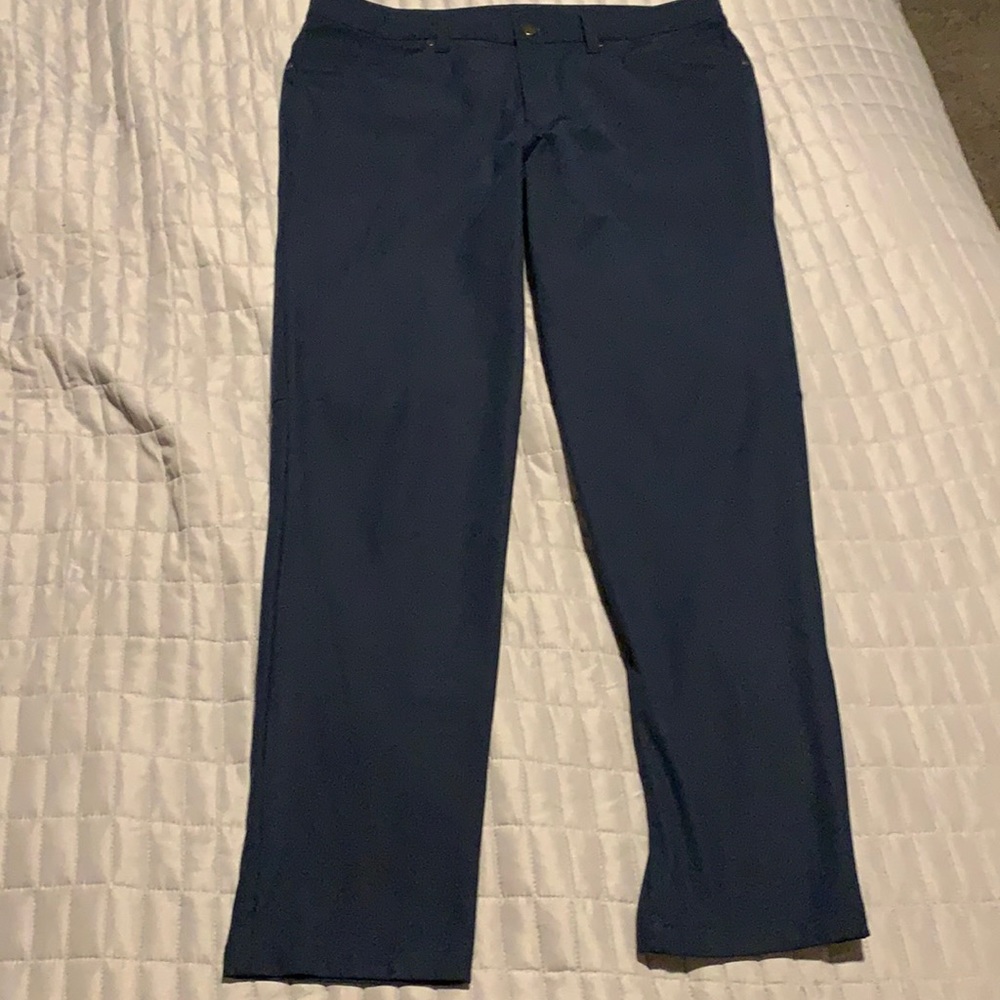 Lulu Lemon Men’s ABC Khaki Pants